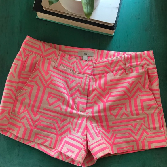 J. Crew Pants - J. Crew Hot Pink Summer Classic shorts size 2